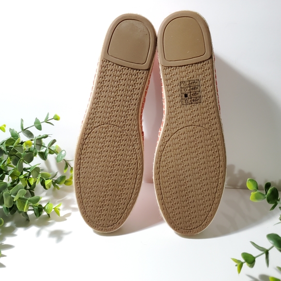 Michael Kors Kendrick Slip on Espadrilles 8 - Picture 9 of 10